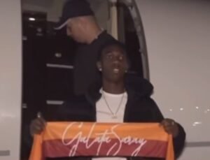 Galatasarays Newest Transfer Yaser Asprilla Arrives in Istanbul