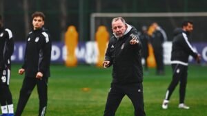 Beşiktaş Coach Sergen Yalçıns Probable Starting 11 for Eyüpspor Match, as They Aim to Continue the Streak
