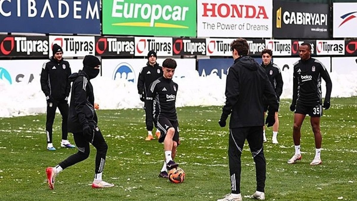 Beşiktaş Begins Preparations for Eyüpspor Match