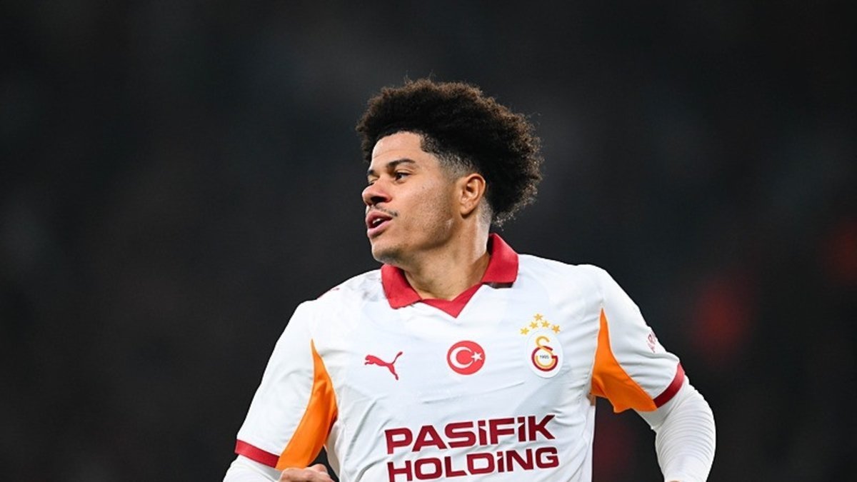 Gabriel Sara Scores Seasons Earliest Goal