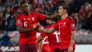 Galatasaray’dan transferde ters köşe! Yeni orta saha…