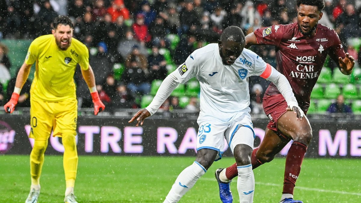 Beşiktaş Moves for Arouna Sangante