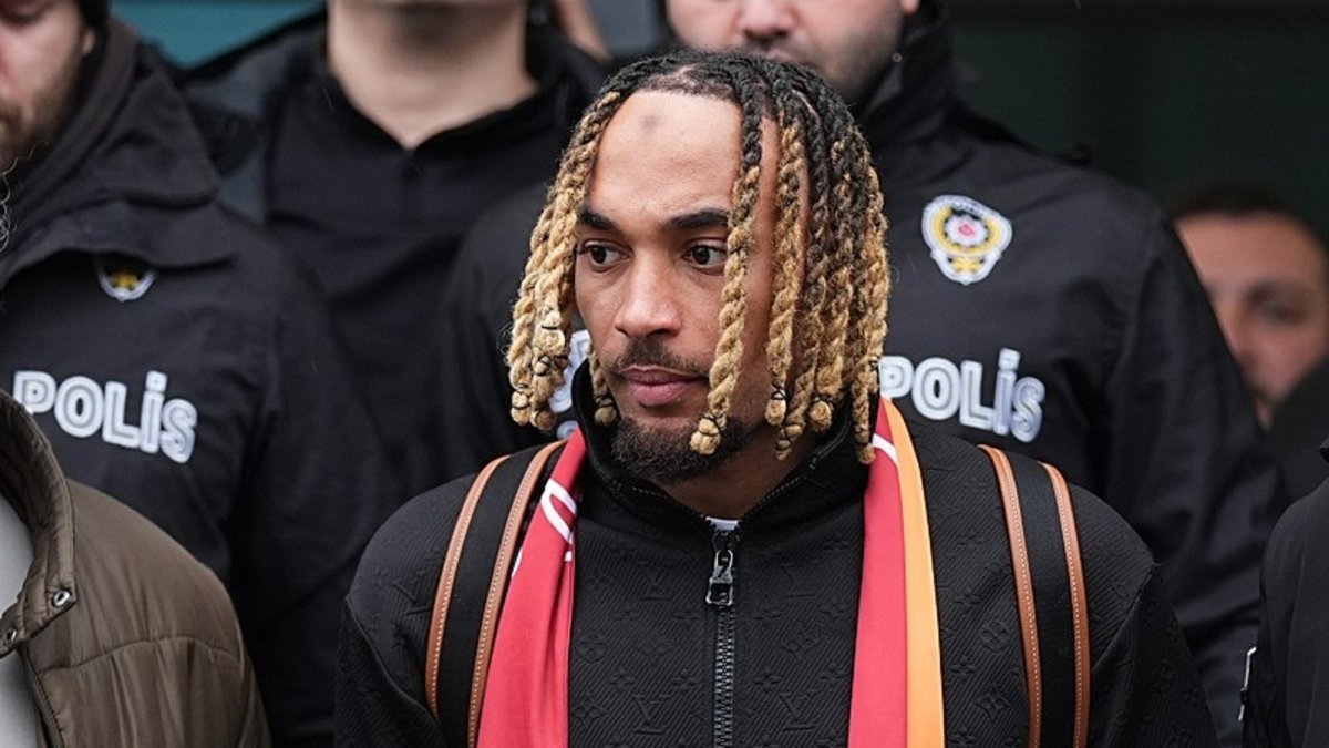 Galatasaray Sacha Boey transferini duyurdu!