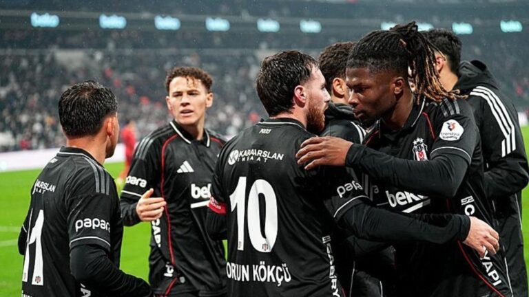 Spor Yazarları İnceledi: Beşiktaş vs Tümosan Konyaspor Maçı Değerlendirildi