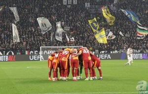 Victor Osimhen için bomba iddia! Rekor teklif…