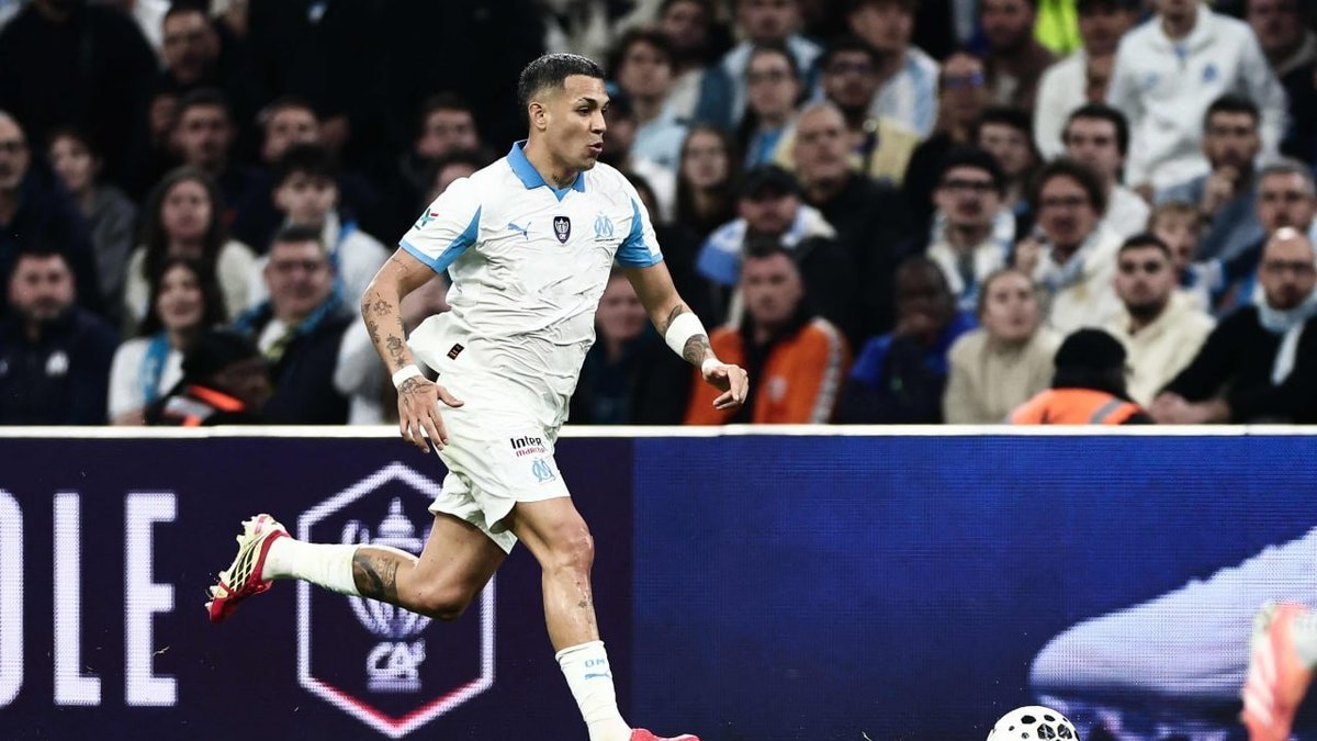 Beşiktaş, savunmayı Facundo Medinayla güçlendirmek istiyor!