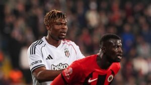 Emmanuel Agbadou shines in defense