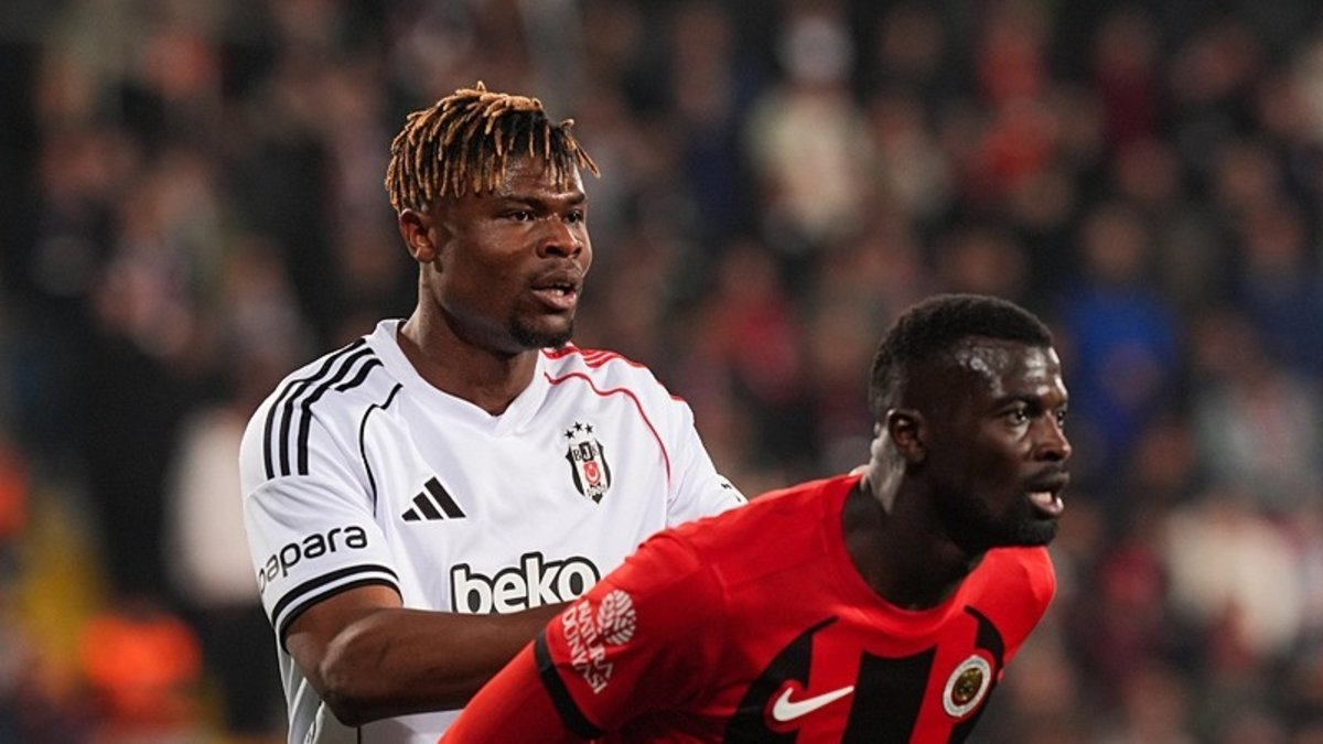 Emmanuel Agbadou shines in defense