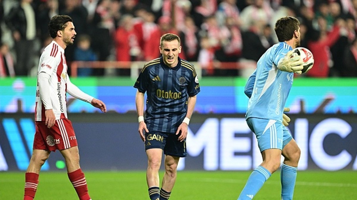 Fenerbahçe, Antalyaspor ile galibiyete ulaşamadı!