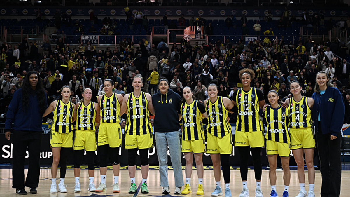 Fenerbahçe Opet namağlup liderliğini korudu!