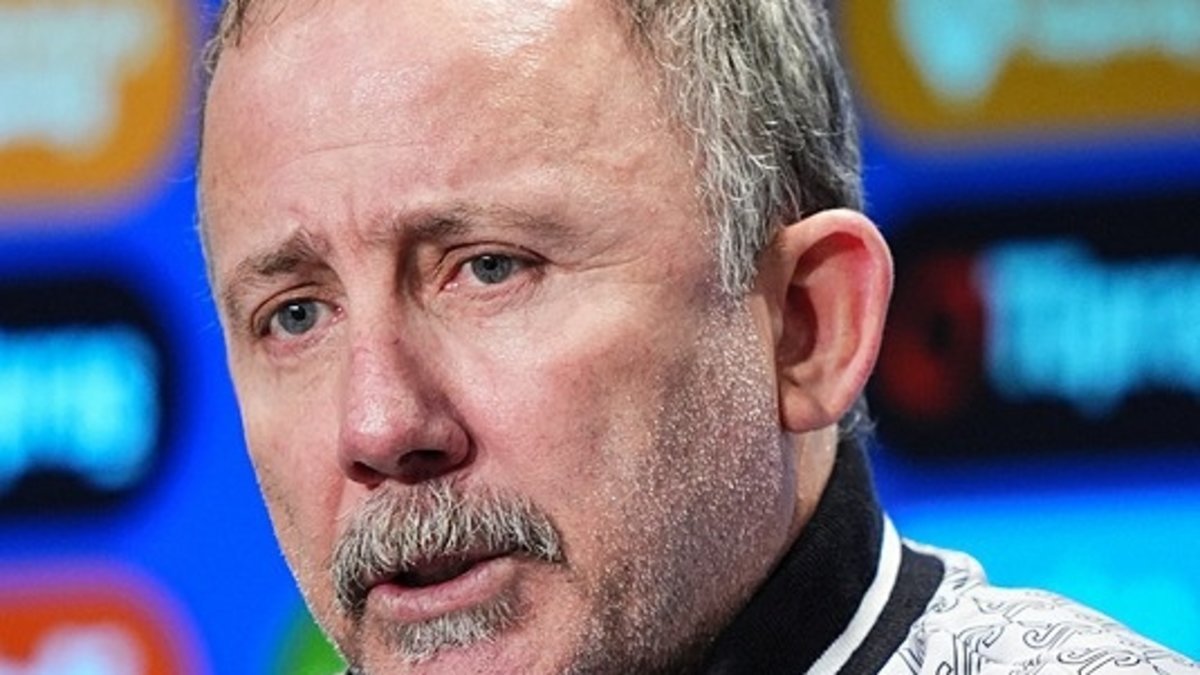 Milli takımlara 10 futbolcu!