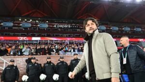 Fatih Tekke, Trabzonspor Teknik Direktörü: Fenerbahçe maçını değerlendirdi!