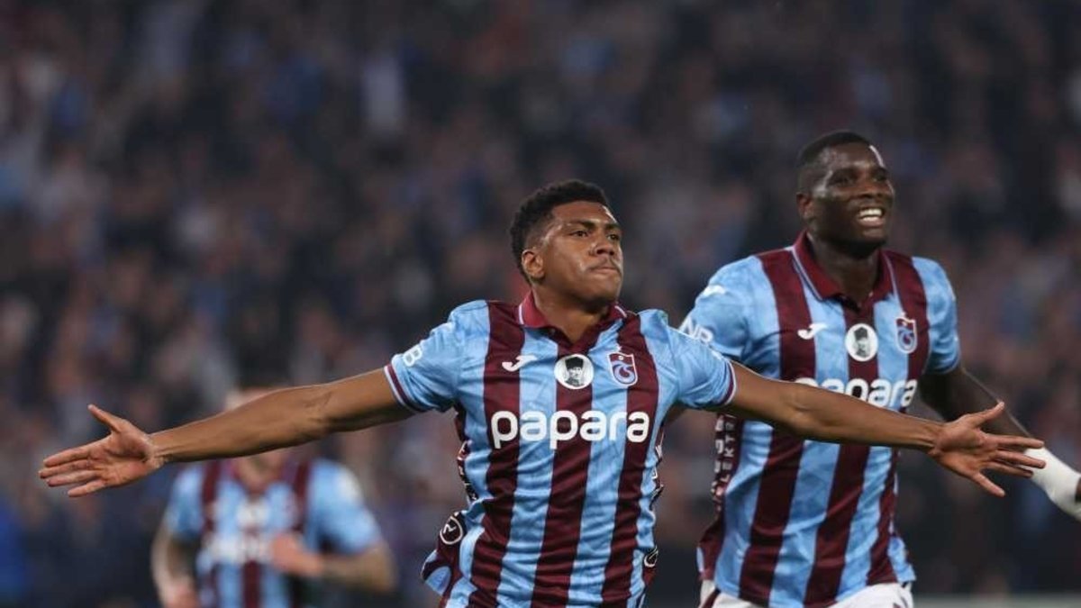 Trabzonsporun muhteşem üçlüsü sahnede: Onuachu, Muçi, Augusto…
