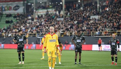 Galatasaray kupada çeyrek final biletini 4te 4 ile kaptı!