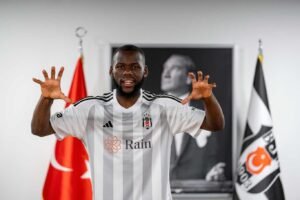 Beşiktaşta ayrılması beklenen ilk isim!