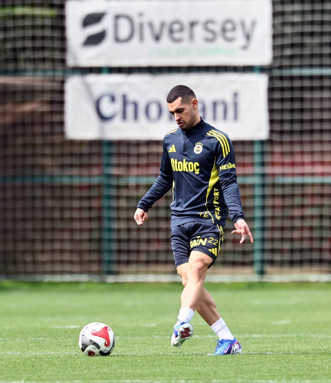 Fenerbahçe, Beşiktaş derbisinin hazırlıklarına devam etti!