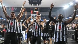 Beşiktaş, Avrupa Kupası final serisini İstanbula taşımanın peşinde!
