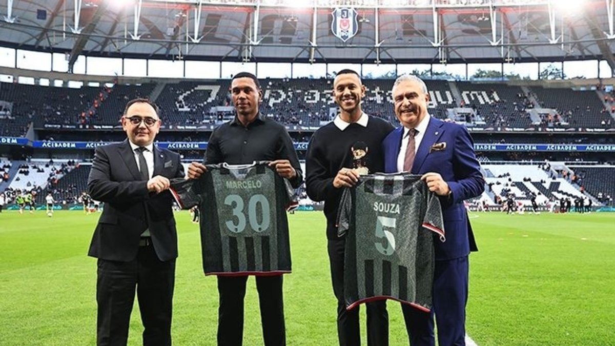 Beşiktaş eski futbolcularına forma jesti!