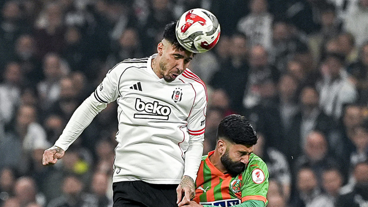Emirhanın performansına stadıyla övgü