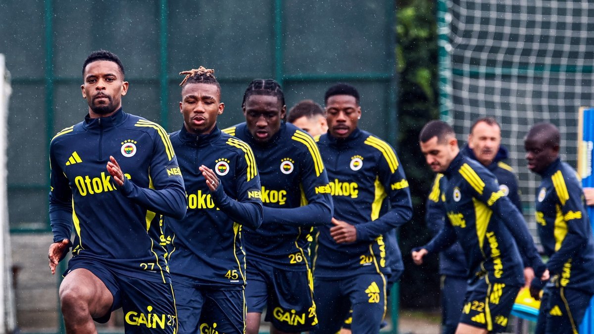 Fenerbahçe prepares for Kayserispor match, Zecorner ready