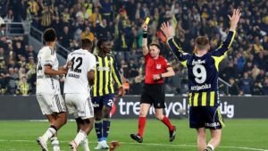 Fenerbahçenin penaltı kazandığı karar doğru mu? Fırat Aydınus yorumladı.