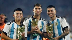 Beşiktaşa transferde Exequiel Palacios müjdesi! Sezon sonu…