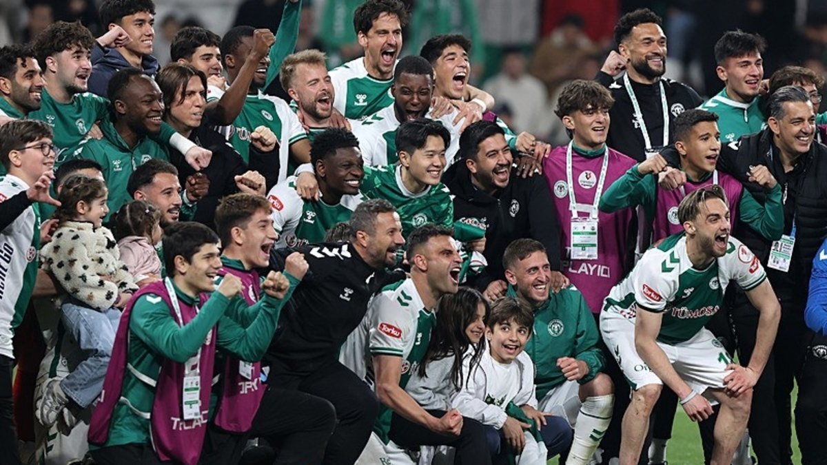 TÜMOSAN Konyaspordan Fenerbahçe ve Beşiktaşa göndermeli paylaşım