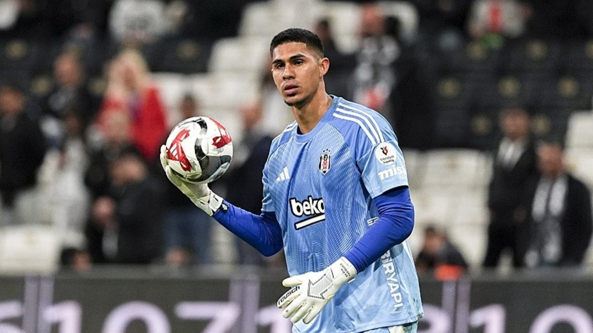 Vasquez shines in debut.