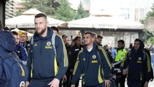 Fenerbahçe warmly welcomed in Kayseri!