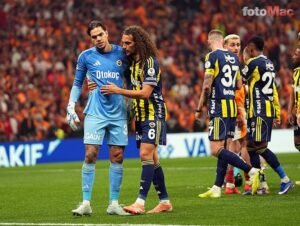 Fenerbahçede Ederson için beklenmedik gelişme! Sözleşmesindeki sürpriz madde açığa çıktı!
