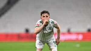 Bardhi takes team to the final