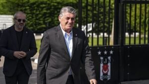 Beşiktaş Başkanı Serdal Adalı, UEFA Başkanı Aleksander Ceferin ile buluştu