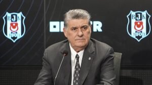 Beşiktaşta şok karar! 2 futbolcu ile yollar ayrılacak