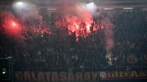 UEFAdan ceza: Galatasaray taraftarları Liverpool deplasmanında yer alamayacak!