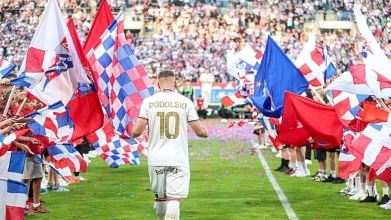 Galatasaraydan Lukas Podolskinin paylaşımı!