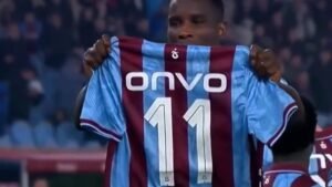 Onuachu doesnt forget Orhan Kaynak!