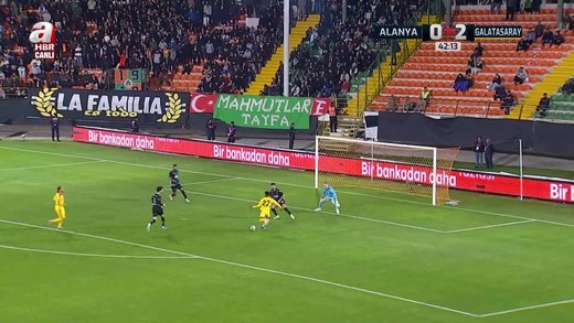 Yaser Asprilla missed clear chance! Here are the moments