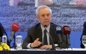Aziz Yıldırımdan transfer ve hoca açıklaması!