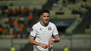 Beşiktaşa Paraguaylı forvet! Geçmişte de adı duyulmuştu