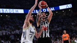 Fenerbahçe Beko deplasmanda Beşiktaş GAİNi devirdi!