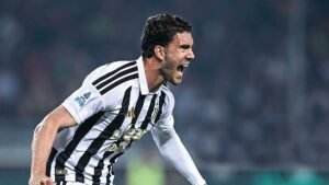 Vlahovic Transferinde Beşiktaşa Dev Rakip: İspanyol Basını Açıkladı