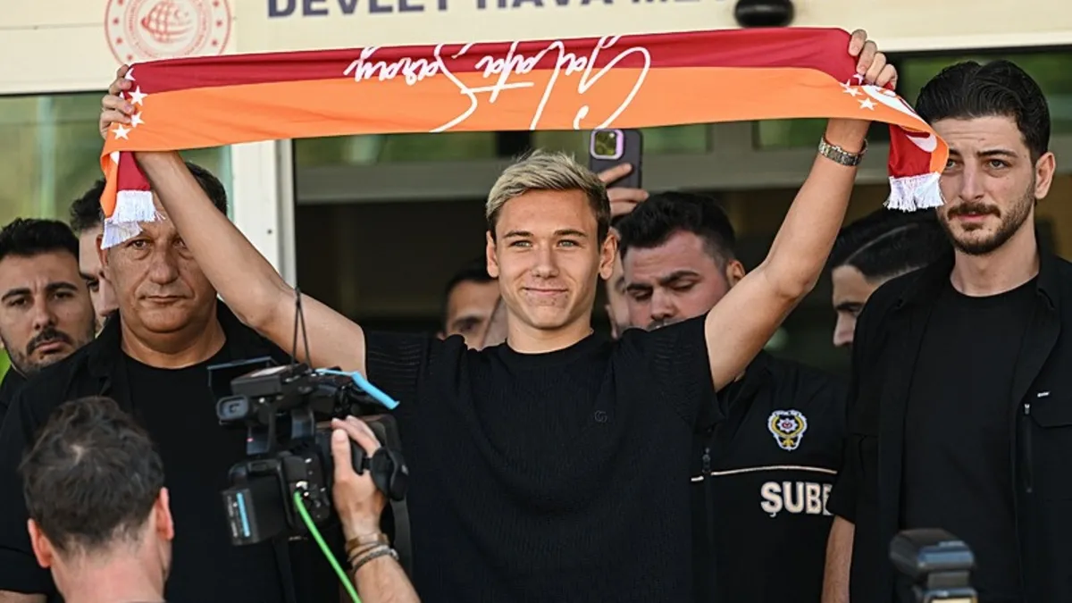 Galatasaray, Aleksey Batrakovun Transferini TFFye Bildirdi: Yeni Gelişmeler