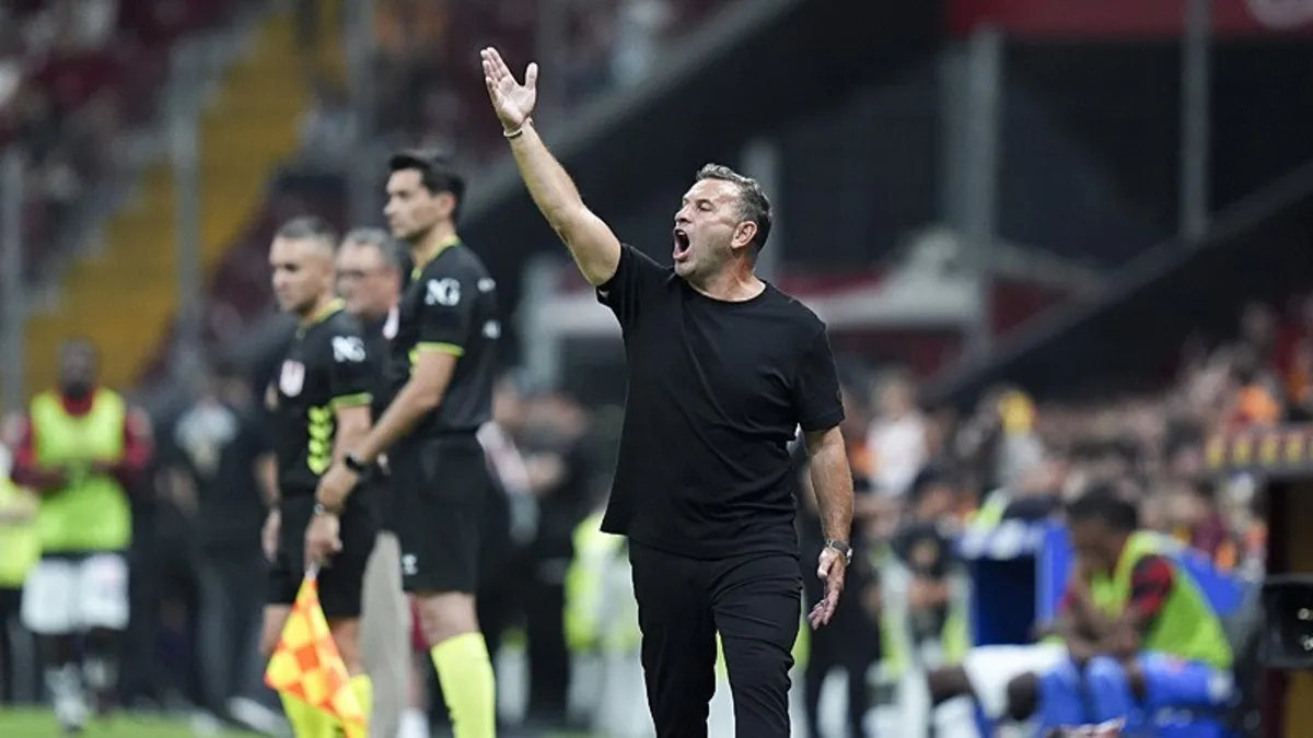 Okan Buruk: Güçlü Kadro Oluşturma Hedefiyle Geleceğe Hazırlanıyor!