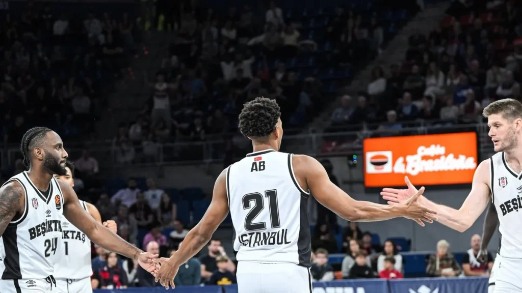 Beşiktaş Baskoniayı Deplasmanda Yenerek İspanyadan Zaferle Döndü