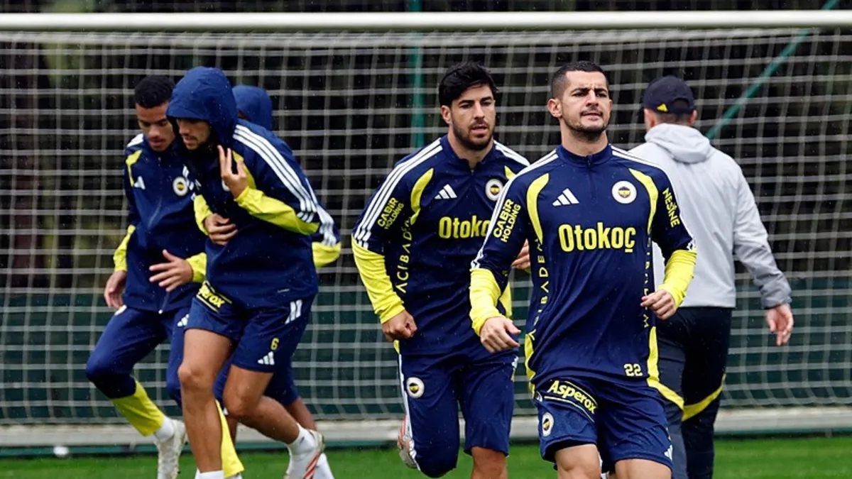 Fenerbahçe, Çaykur Rizespor Maçı İçin Sahaya İniyor: Kritik Hazırlıklar Başladı